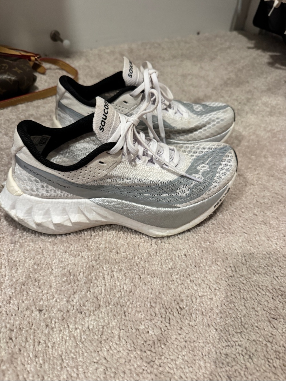 Saucony endorphin pro size 6.5